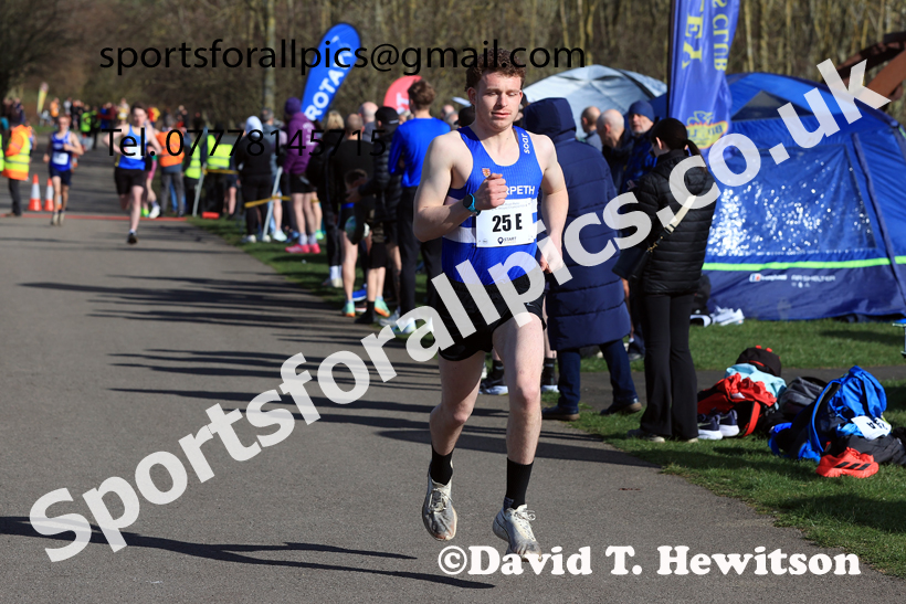 Senior Mens 2026 NECAA Royal Signals Road Relays, Hetton Lyons Country Park, Hetton le Hole. Photo: David T. Hewitson/Sports for All Pics